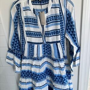 Elan Women’s Blue and White Tiered short Dress size Medium.